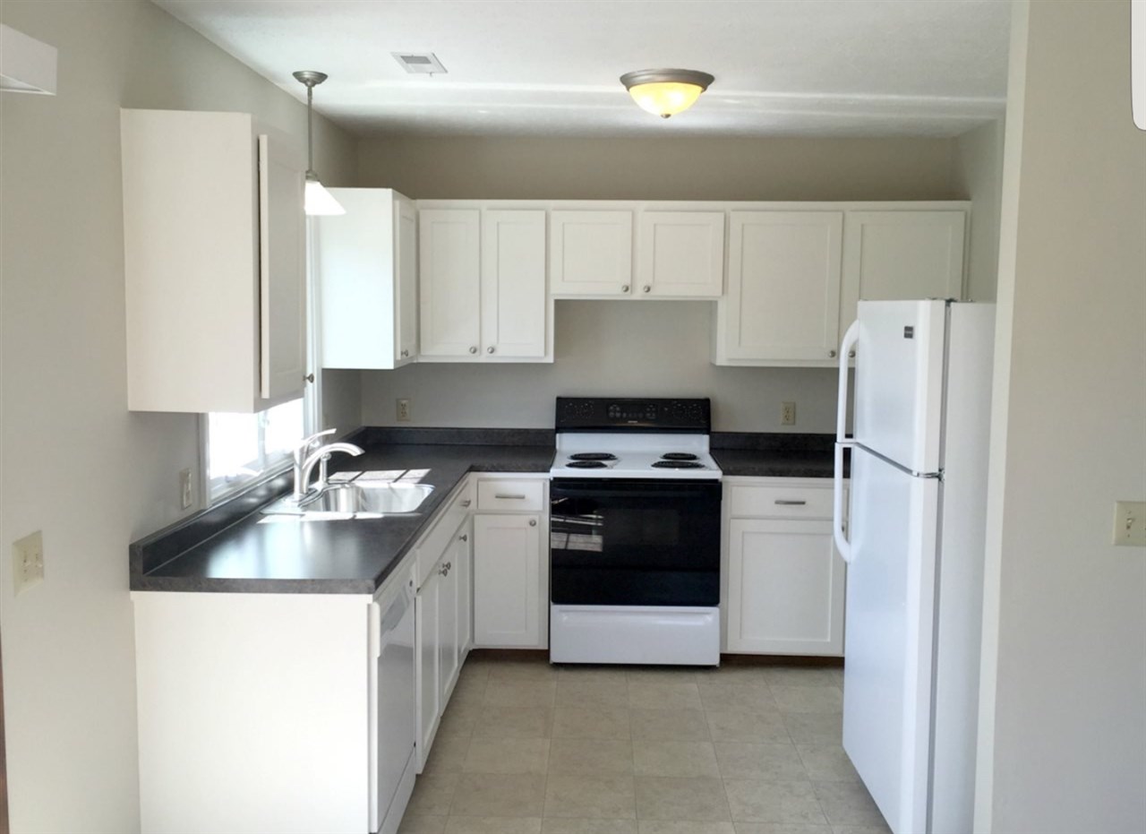 477 North River Road, Unit 8 Milford, NH 03055 - Photo 4 of 6
