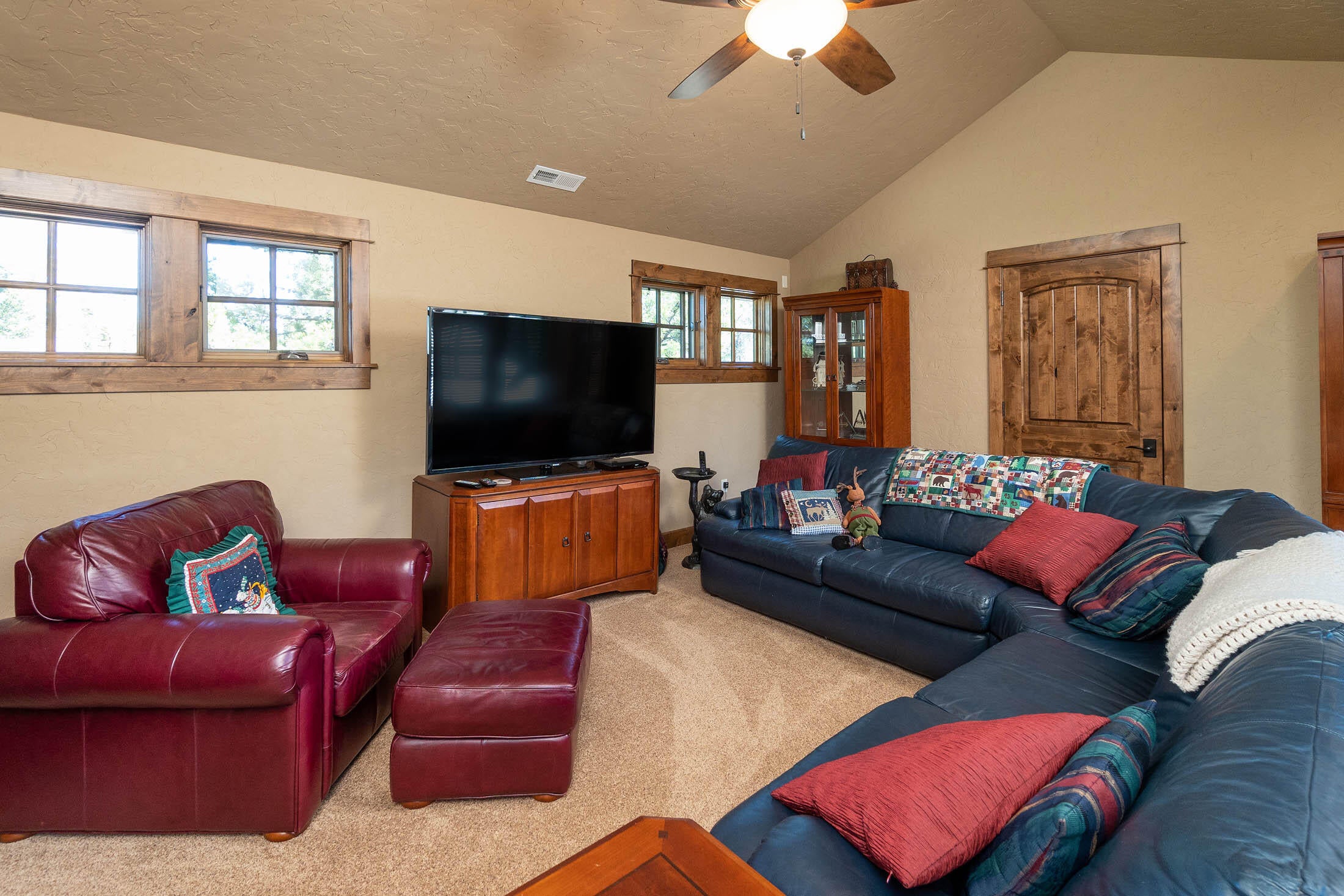 56580 Sunstone Loop Bend, OR 97707 - Photo 21 of 37 56580 Sunstone Loop_0139 copy