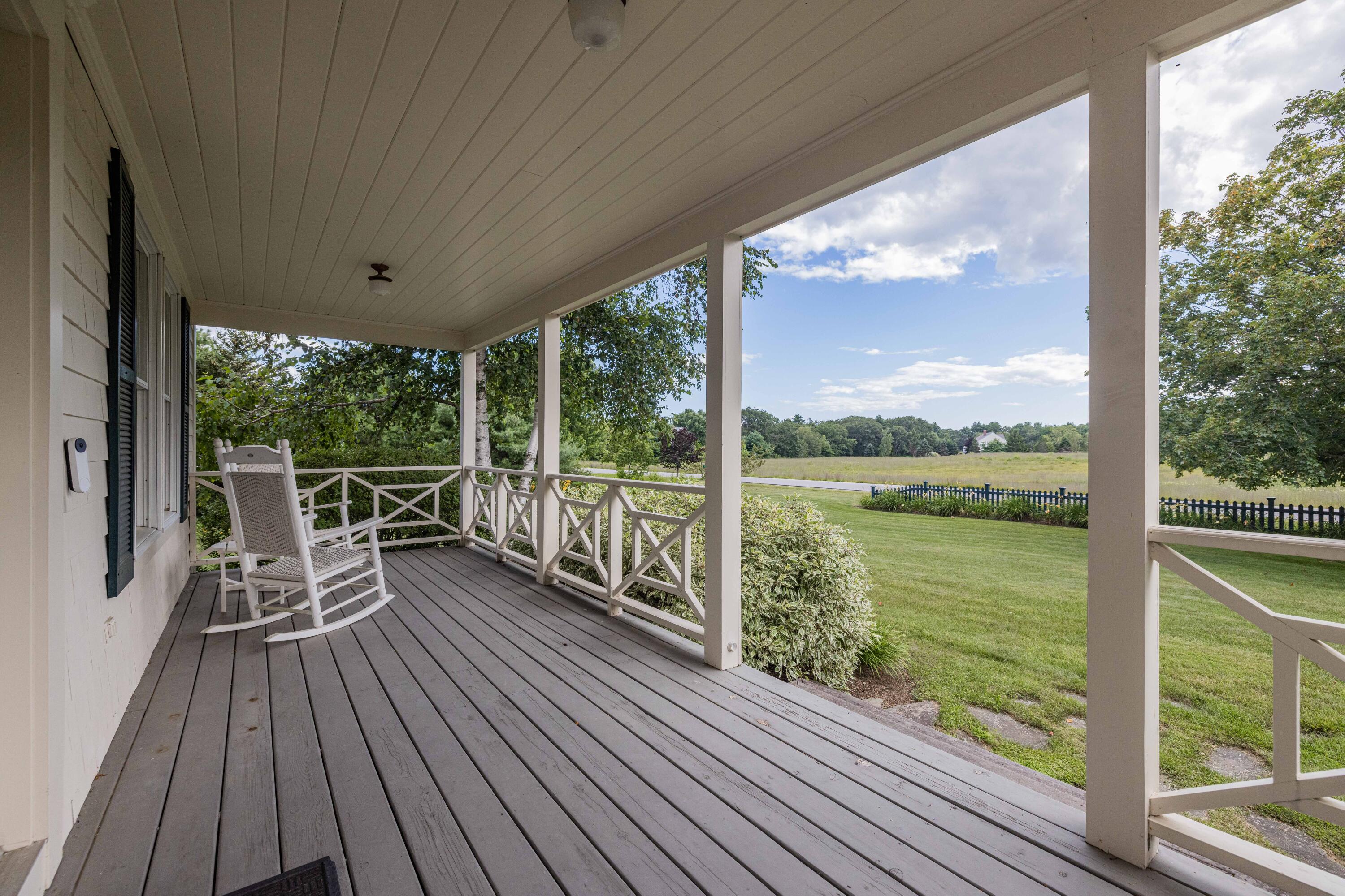 9 Larrabee Farm Road Brunswick, ME 04011 - Photo 2 of 74 3G0A0124