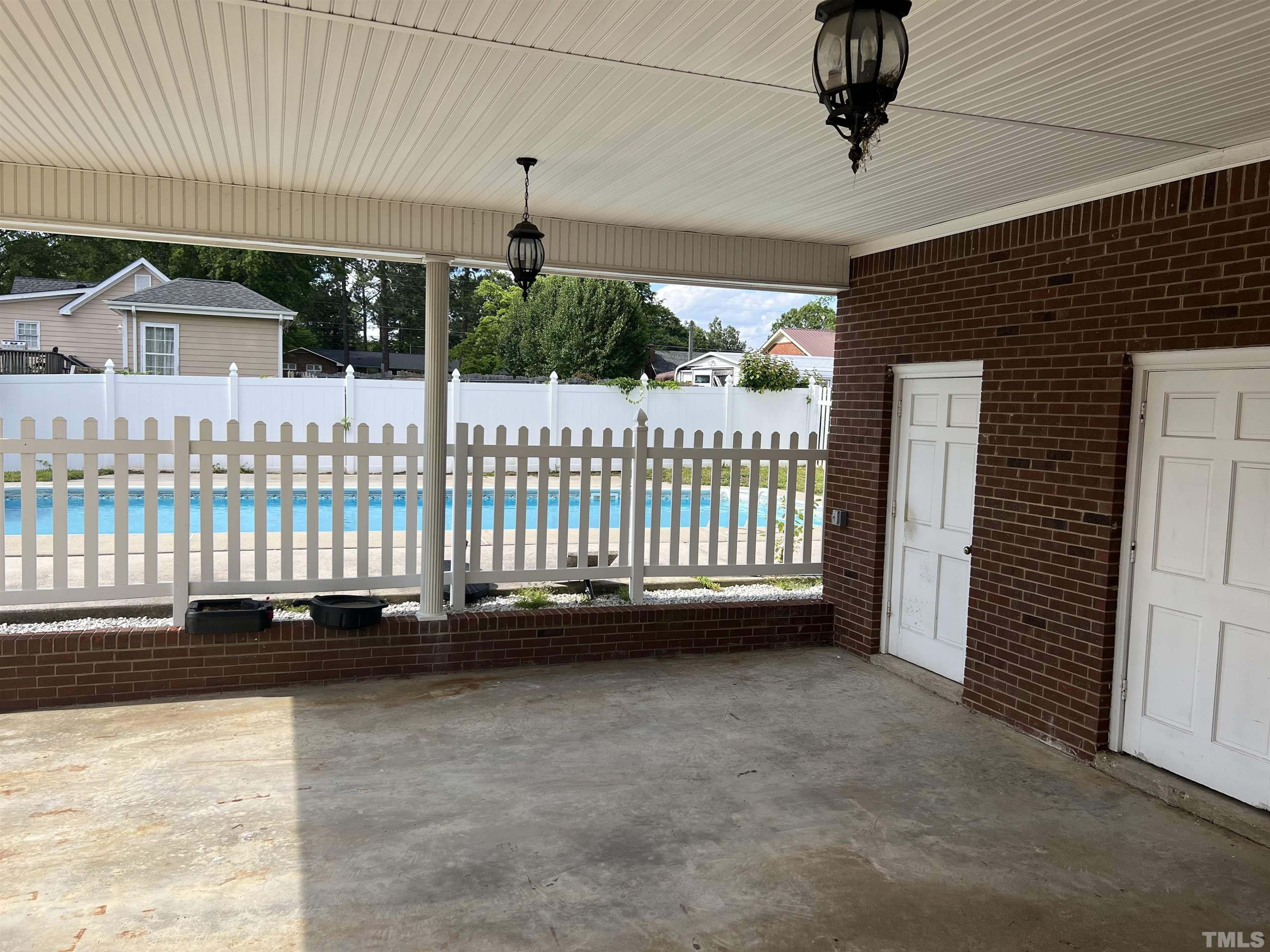104 Marion Drive Erwin, NC 28339 - Photo 4 of 28