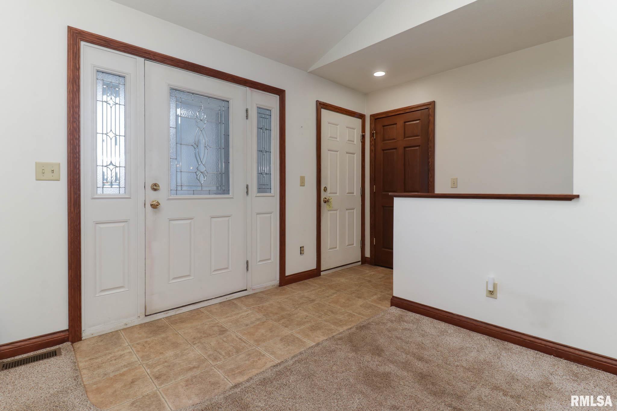 1835 Kingsbury Road Washington, IL 61571 - Photo 37 of 57 Gallery Image 37