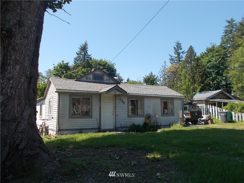 936 Baby Doll Road Southeast Port Orchard, WA 98366 - Photo 2 of 6 Gallery Image 2