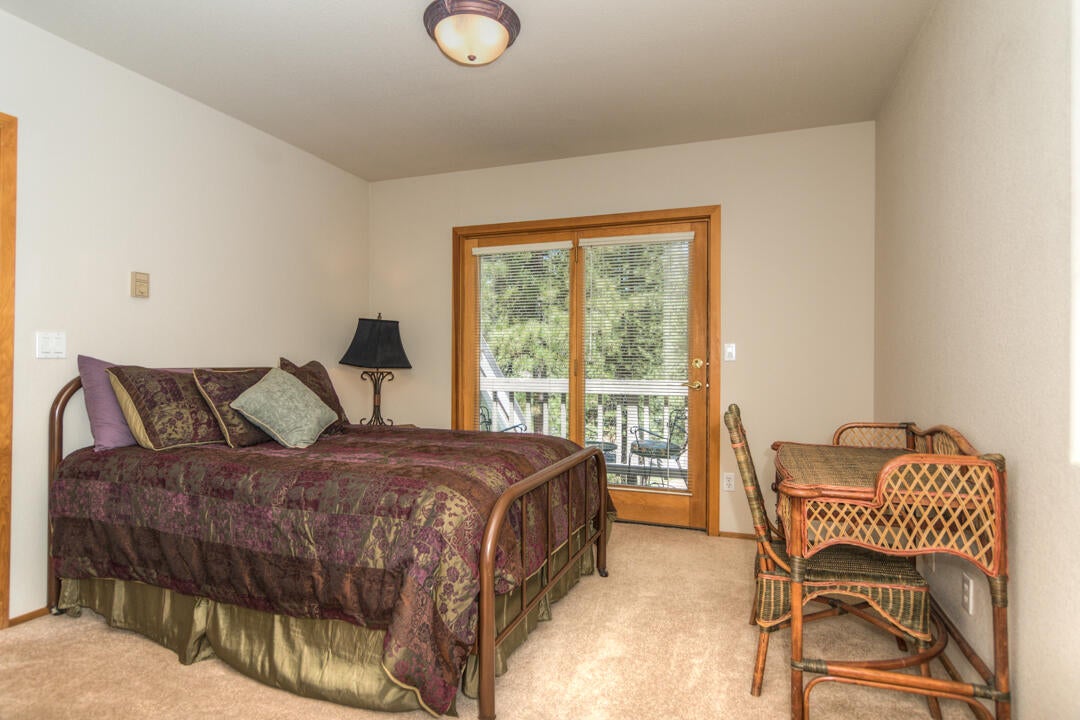 16939 Jacinto Road Bend, OR 97707 - Photo 35 of 83 Jacinto Rd 16939 (34 of 41)