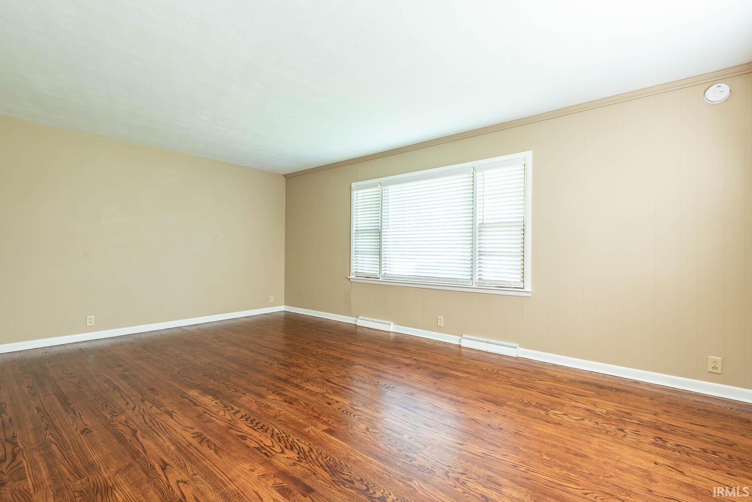 4430 East Etter Road Bloomington, IN 47408 - Photo 2 of 25 Gallery Image 2