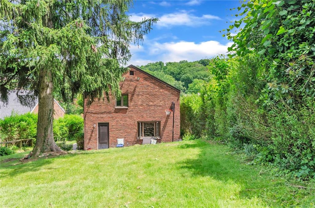 602 Cascade Road Pittsburgh, PA 15221 - Photo 21 of 21 Gallery Image 21