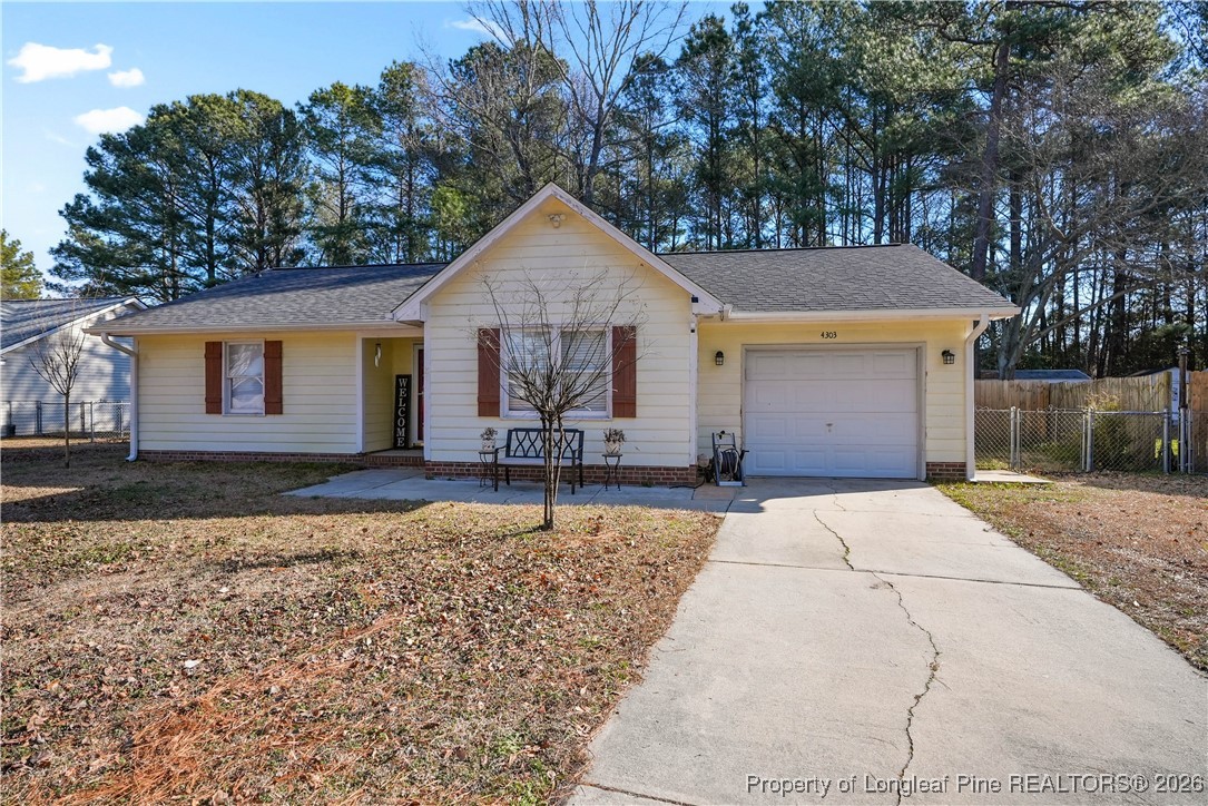 4303 Bridge Street Hope Mills, NC 28348 - Photo 4 of 26