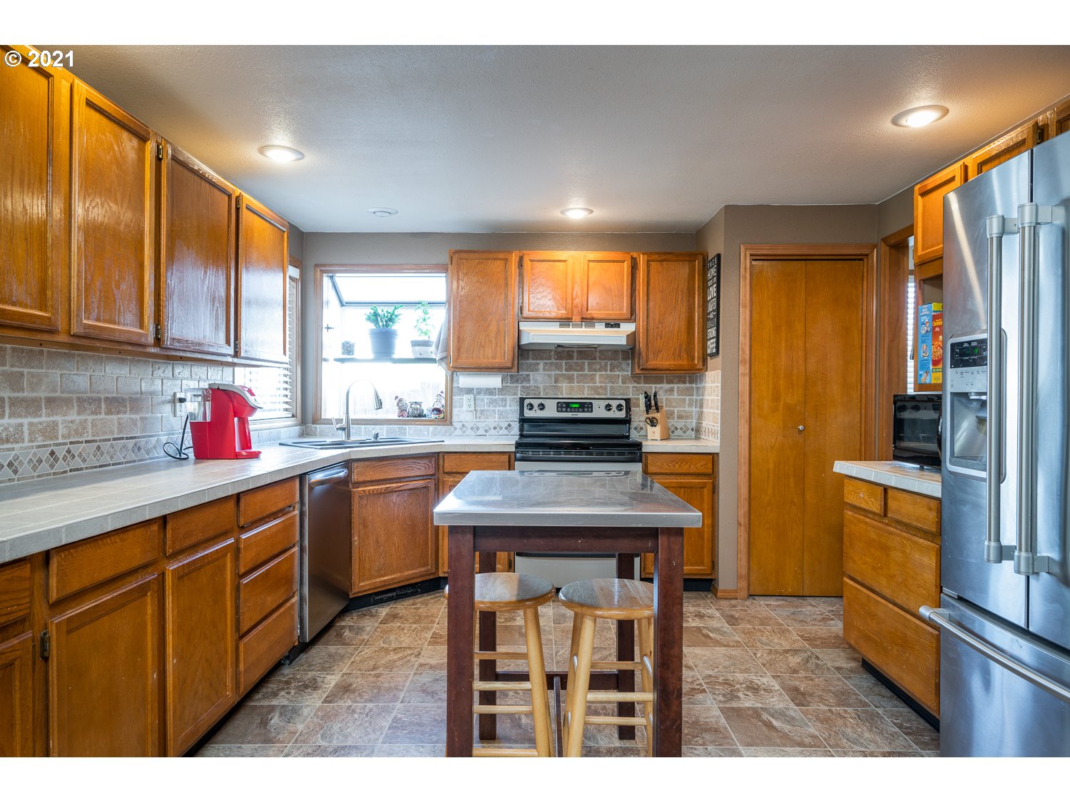 31603 Southeast Bluff Road Gresham, OR 97080 - Photo 11 of 30