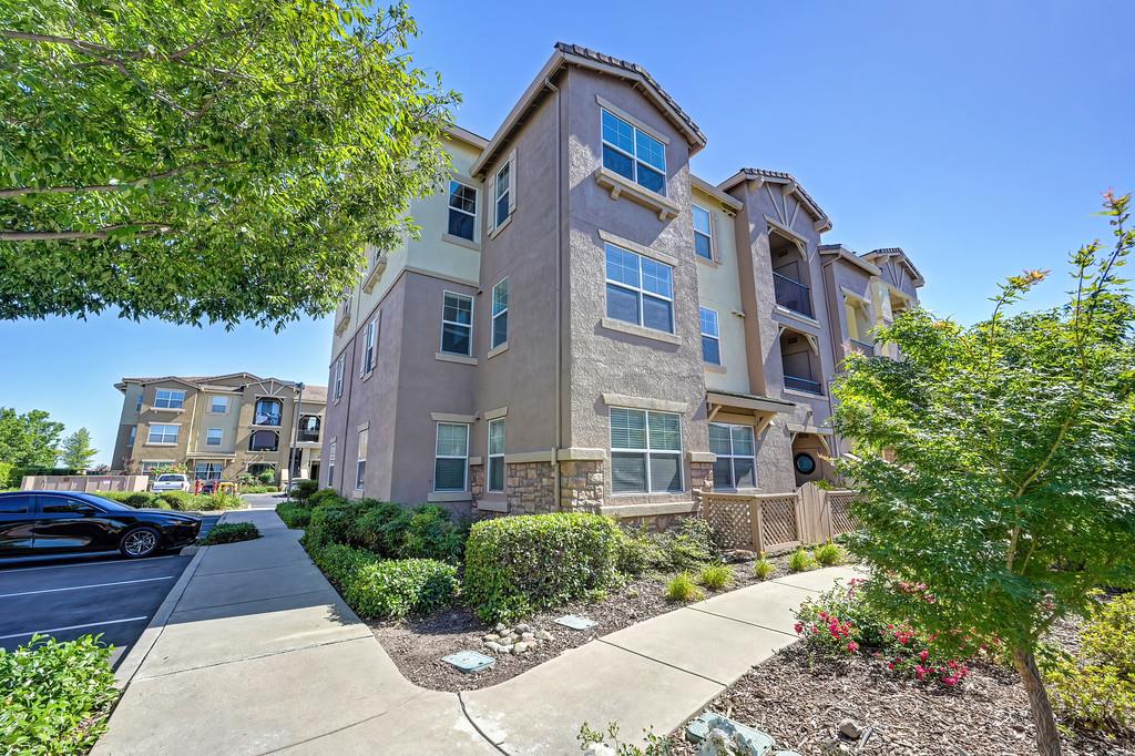 1230 Whitney Ranch Parkway, Unit PW432 Rocklin, CA 95765 - Photo 3 of 24