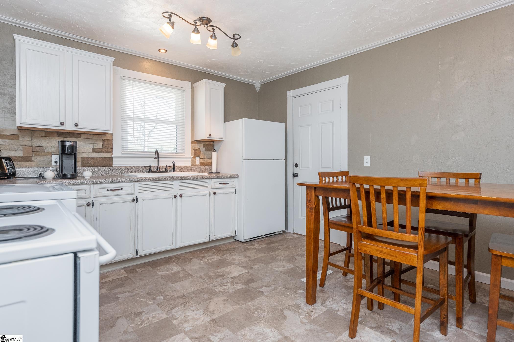 507 Fairview Road Laurens, SC 29360 - Photo 15 of 17 Gallery Image 15