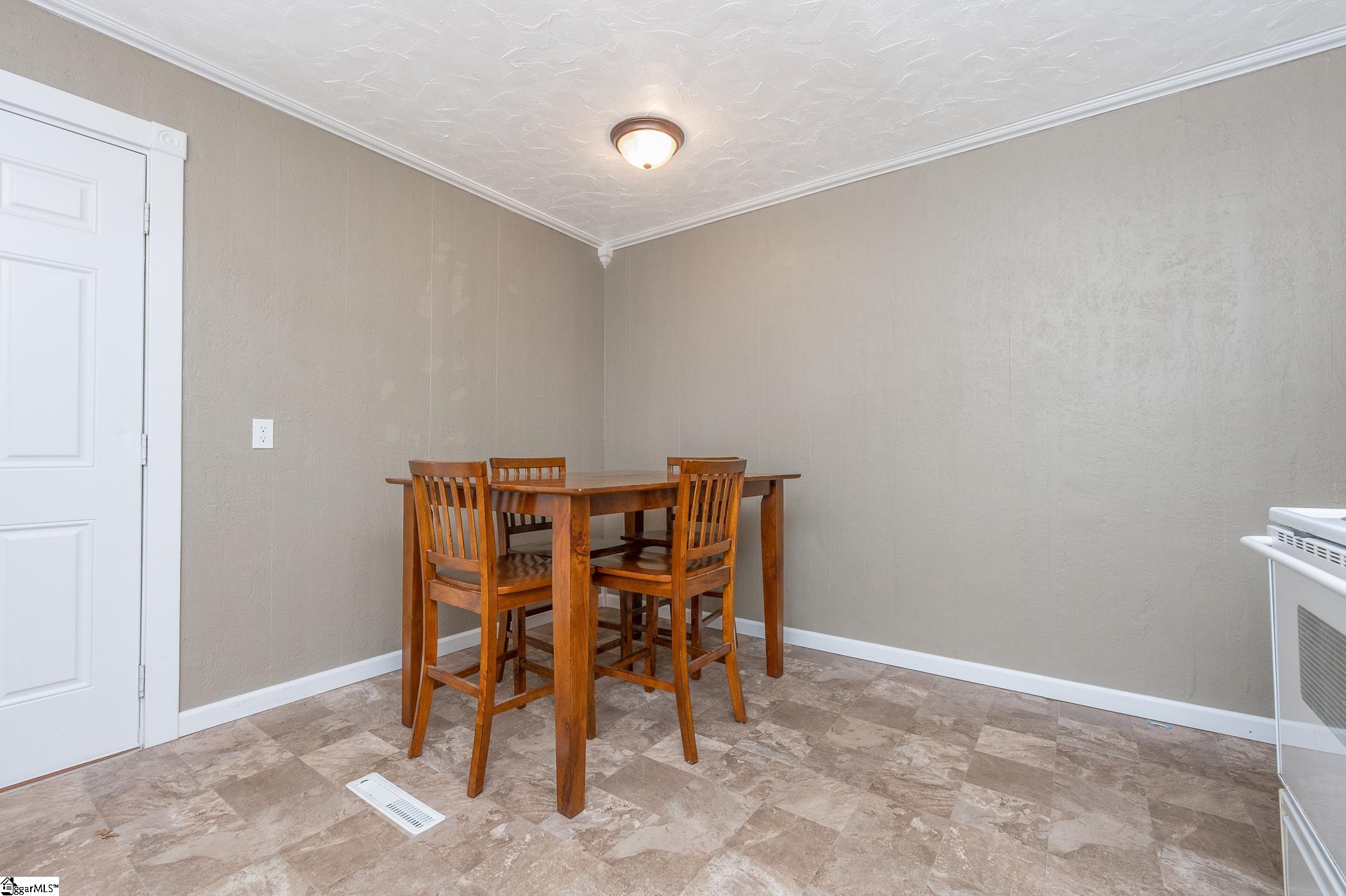 507 Fairview Road Laurens, SC 29360 - Photo 17 of 17 Gallery Image 17