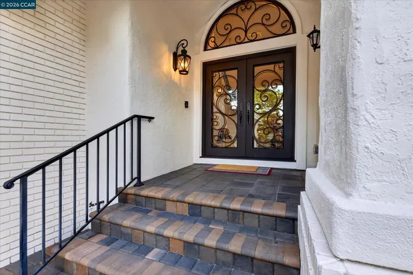 $2,998,000 | 3208 Blackhawk Meadow Drive, Danville, CA 94506