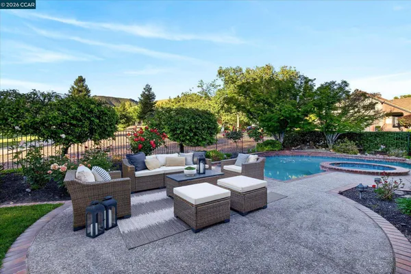 $2,998,000 | 3208 Blackhawk Meadow Drive, Danville, CA 94506