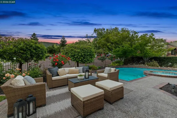 $2,998,000 | 3208 Blackhawk Meadow Drive, Danville, CA 94506