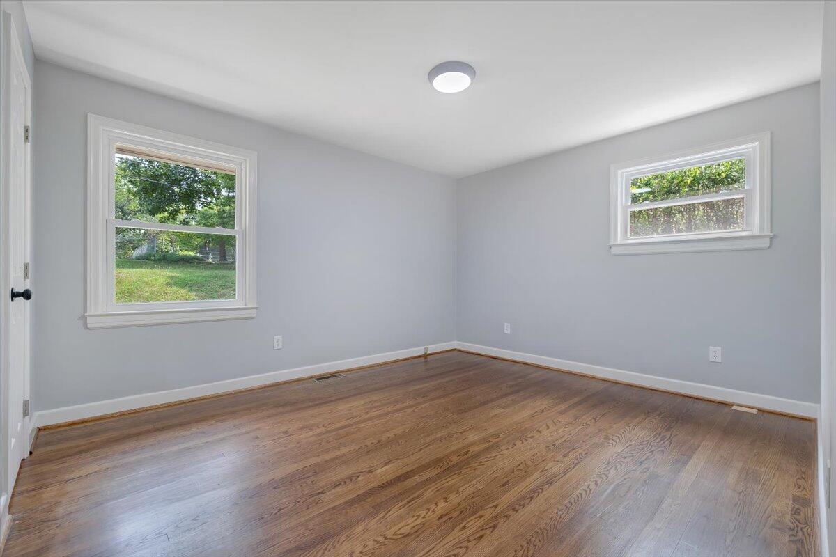 2710 Deerfield Road Southwest Roanoke, VA 24015 - Photo 22 of 49 Bedroom