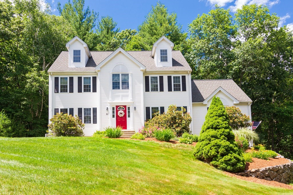 21 Vincent Road Mendon, MA 01756 - Photo 1 of 38 Gallery Image 1