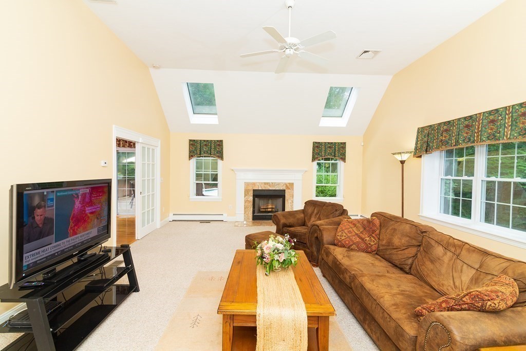 21 Vincent Road Mendon, MA 01756 - Photo 17 of 38 Gallery Image 17