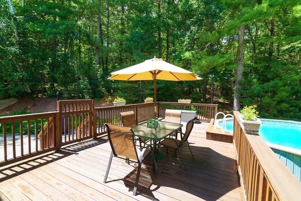 21 Vincent Road Mendon, MA 01756 - Photo 18 of 38 Gallery Image 18