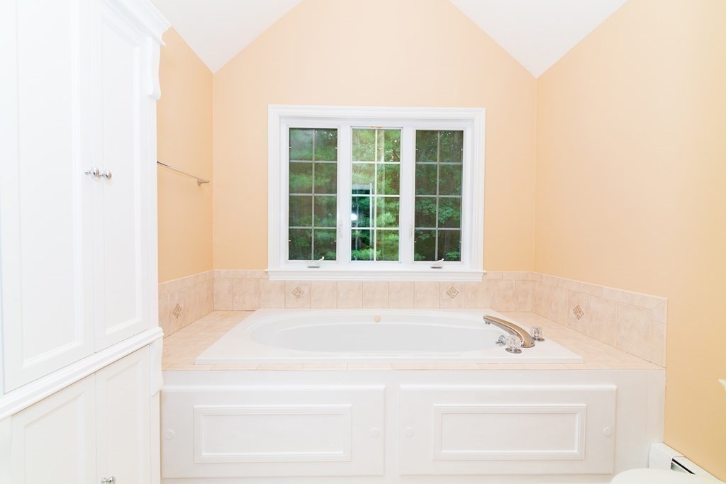 21 Vincent Road Mendon, MA 01756 - Photo 23 of 38 Gallery Image 23