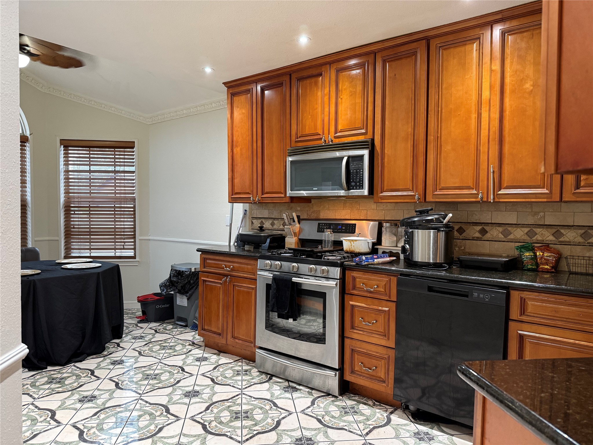 9442 Carmalee Street Houston, TX 77075 - Photo 3 of 5