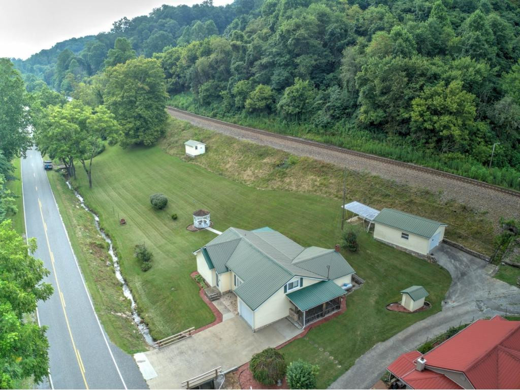 5649 Daniel Boone Road Gate City, VA 24251 - Photo 21 of 27 Photo 21