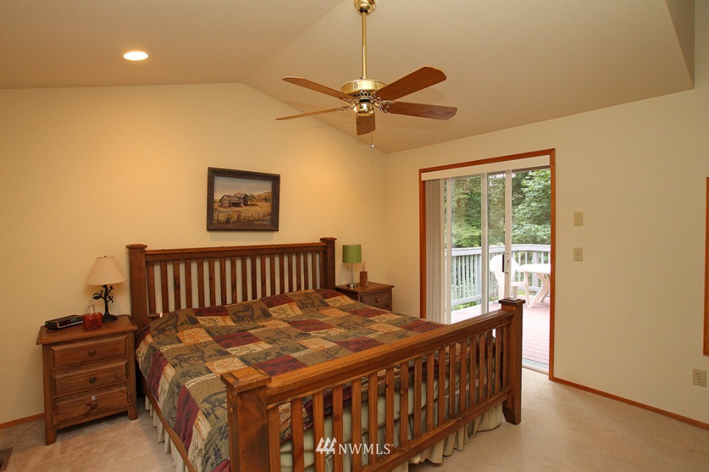 7432 Moon Valley Road Southeast North Bend, WA 98045 - Photo 12 of 15 Gallery Image 12