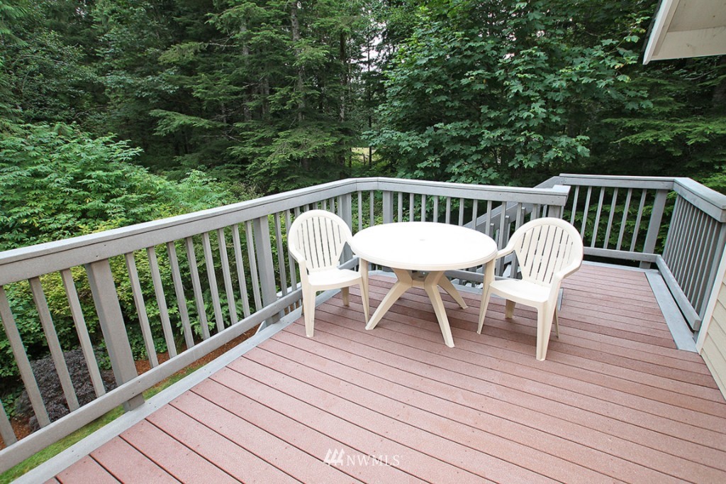 7432 Moon Valley Road Southeast North Bend, WA 98045 - Photo 13 of 15 Gallery Image 13