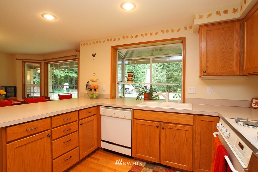 7432 Moon Valley Road Southeast North Bend, WA 98045 - Photo 5 of 15 Gallery Image 5