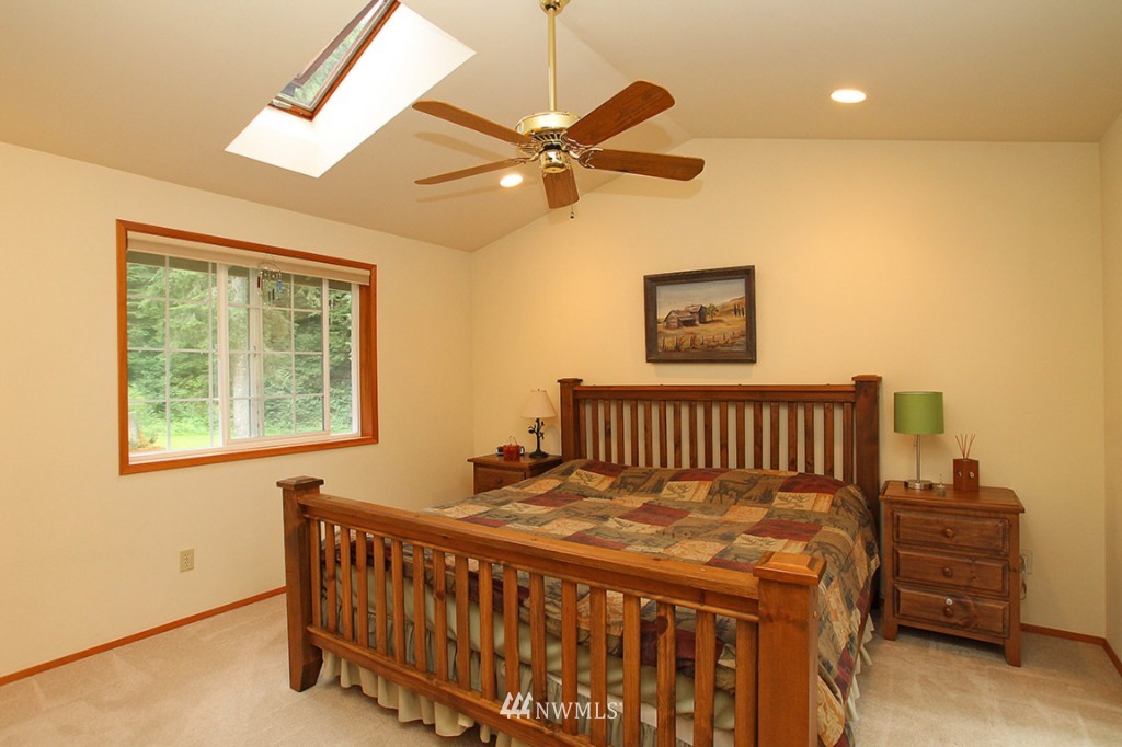 7432 Moon Valley Road Southeast North Bend, WA 98045 - Photo 10 of 15 Gallery Image 10