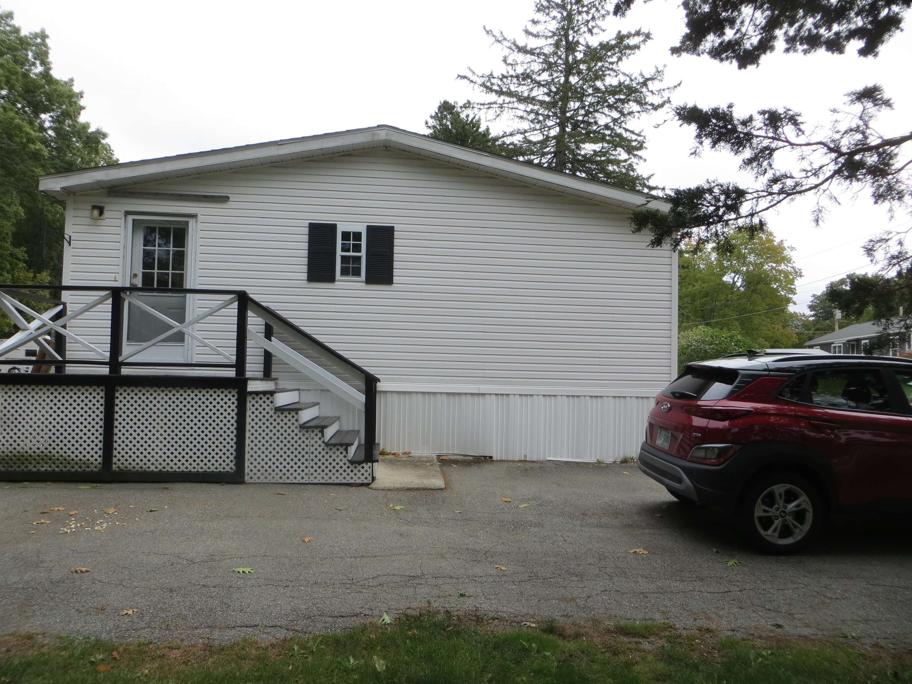 7 Winter Street Salem, NH 03079 - Photo 5 of 29 Gallery Image 5