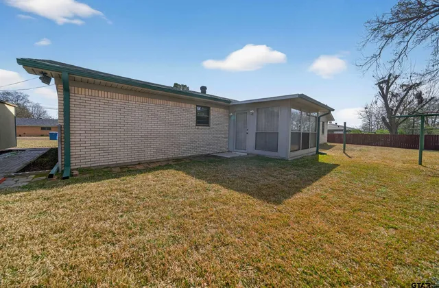 $195,000 | 106 Southview Drive, Henderson, TX 75654