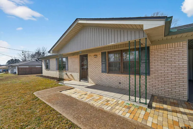 $195,000 | 106 Southview Drive, Henderson, TX 75654