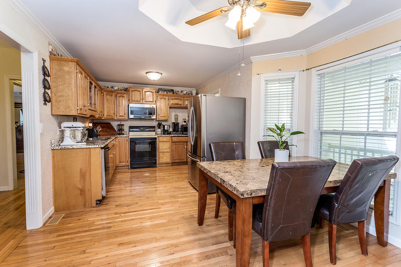 121 Maple Court Charleston, TN 37310 - Photo 8 of 21 IMG_0987