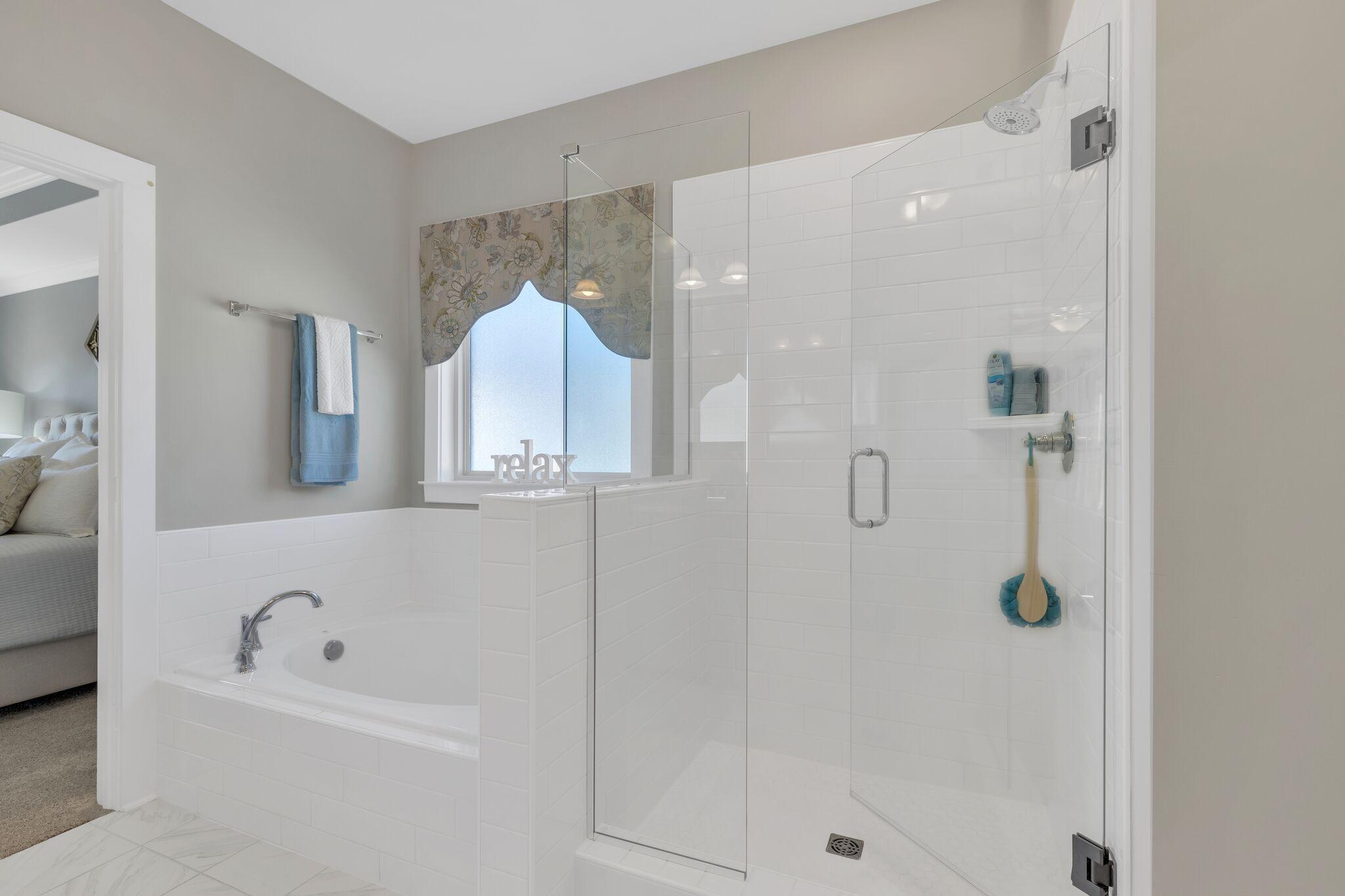 1533 Buttonwood Loop, Unit LOT 50 Chattanooga, TN 37421 - Photo 18 of 25 Owner's bath
