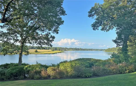 $3,995,000 | 17 Pojac Point Road, North Kingstown, RI 02852