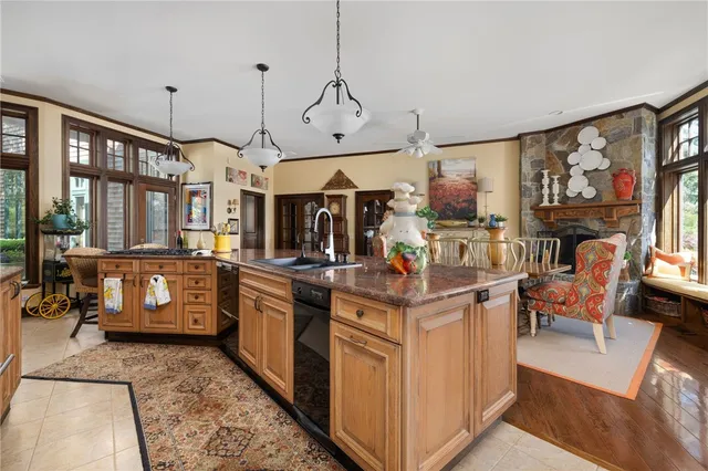 $3,995,000 | 17 Pojac Point Road, North Kingstown, RI 02852