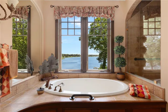 $3,995,000 | 17 Pojac Point Road, North Kingstown, RI 02852