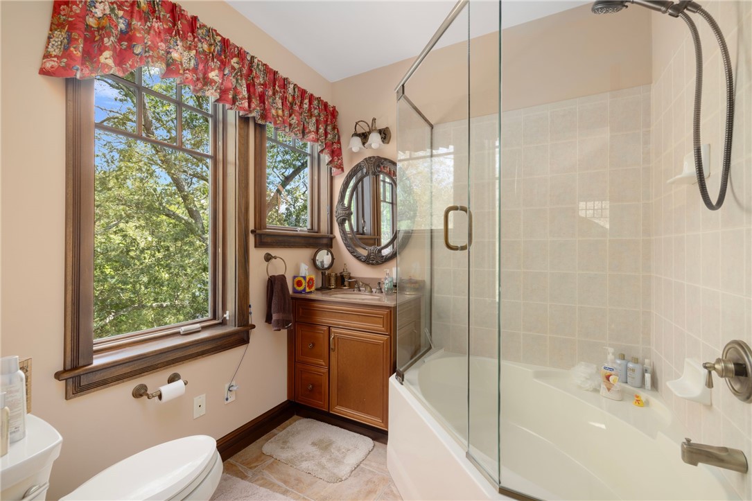 17 Pojac Point Road North Kingstown, RI 02852 - Photo 37 of 50 3rd Bathroom