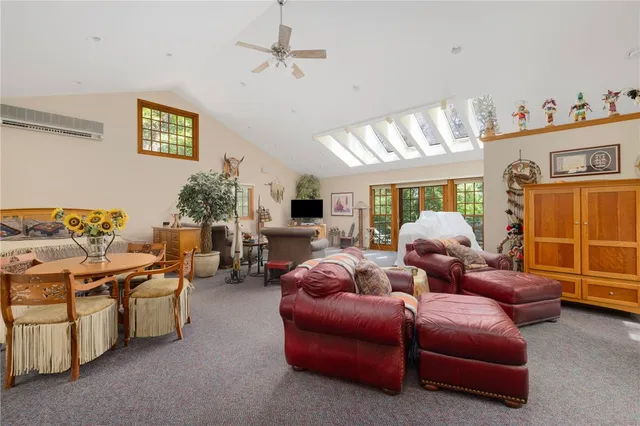 $3,995,000 | 17 Pojac Point Road, North Kingstown, RI 02852