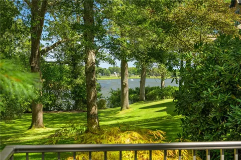 $3,995,000 | 17 Pojac Point Road, North Kingstown, RI 02852