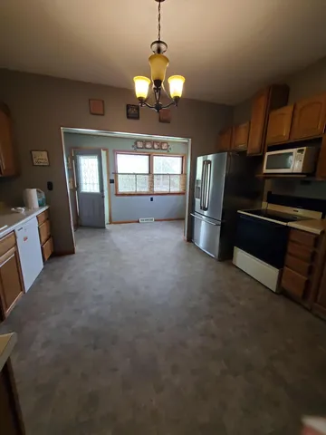 $174,900 | 674 2nd Street, Dawson, MN 56232