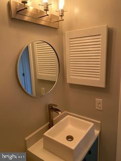 1823 North Shore Court Reston, VA 20190 - Photo 26 of 69