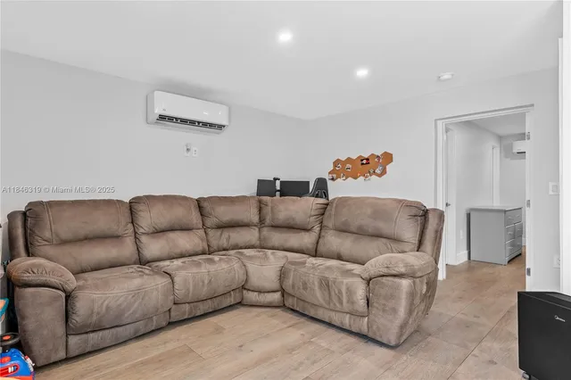 $2,149,999 | 7425 Southwest 139th Terrace, Palmetto Bay, FL 33158