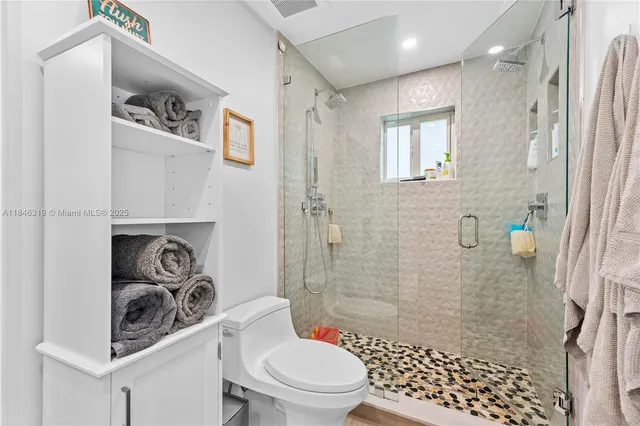 $2,149,999 | 7425 Southwest 139th Terrace, Palmetto Bay, FL 33158