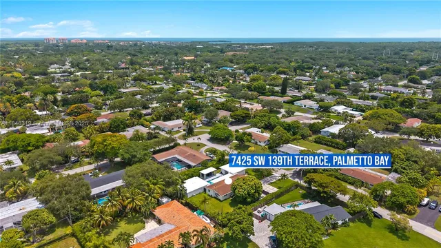$2,149,999 | 7425 Southwest 139th Terrace, Palmetto Bay, FL 33158