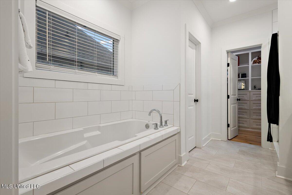 112 Shore View Drive Madison, MS 39110 - Photo 15 of 37 19-HTP_2833