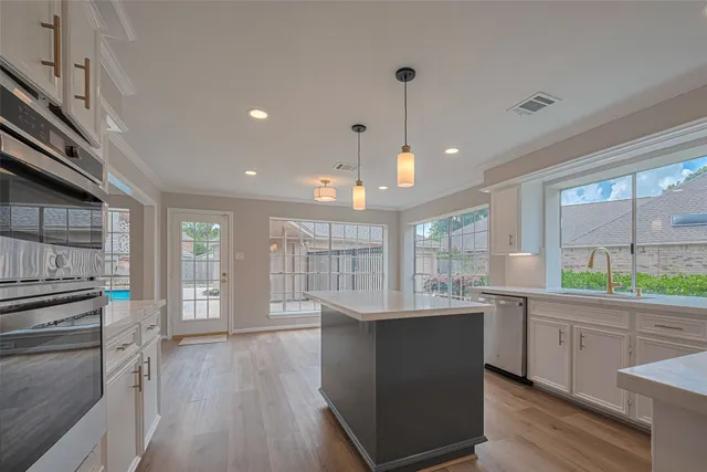 $499,000 | 7419 Foxton Pl Court, Houston, TX 77095