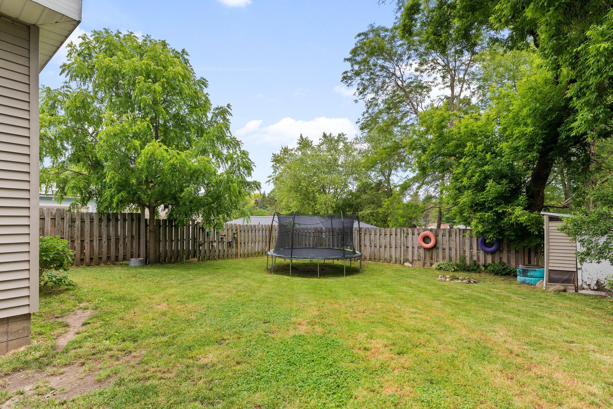 348 West Lincoln Avenue Reed City, MI 49677 - Photo 21 of 27 21-web-or-mls-3C9A9112