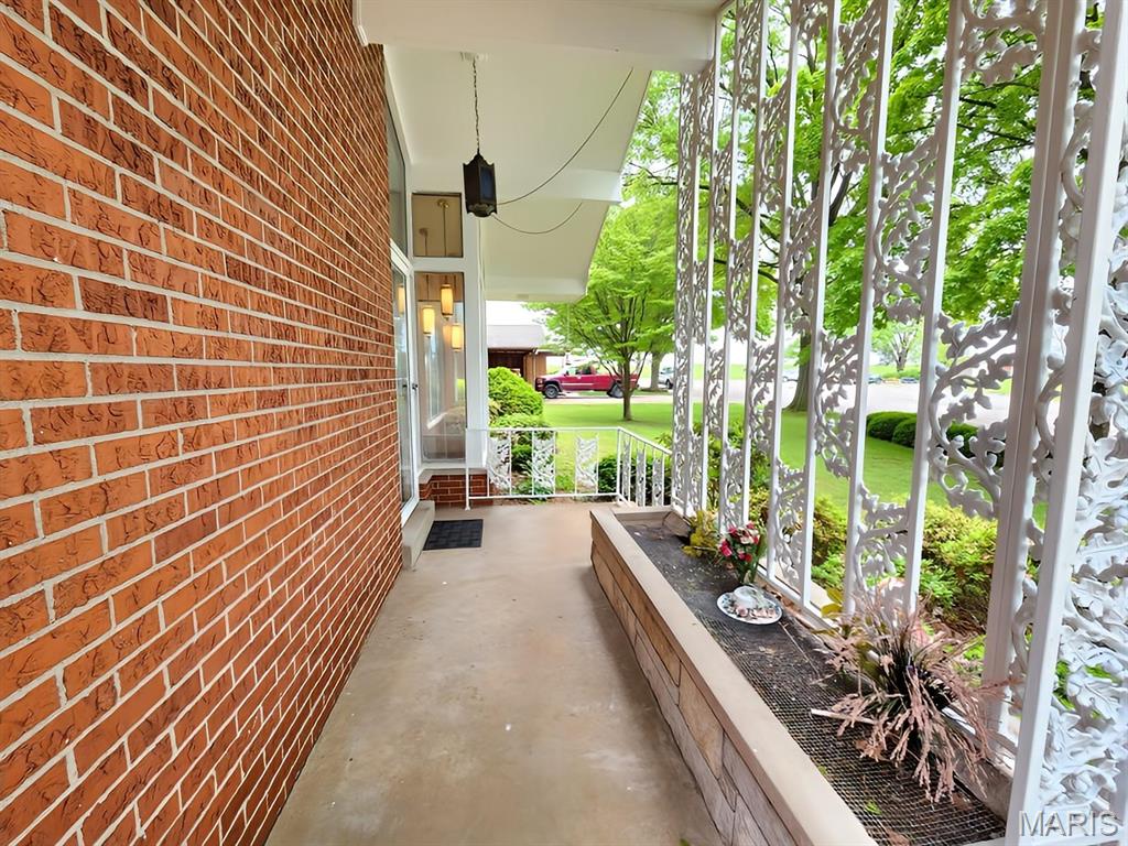 529 Old Rock Road Granite City, IL 62040 - Photo 7 of 42 Gallery Image 7