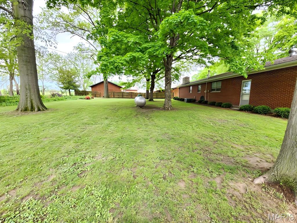 529 Old Rock Road Granite City, IL 62040 - Photo 9 of 42 Gallery Image 9