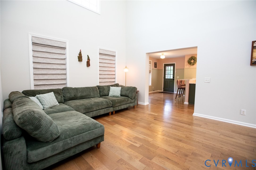 385 Asal Road Farmville, VA 23901 - Photo 19 of 68 Two story family room